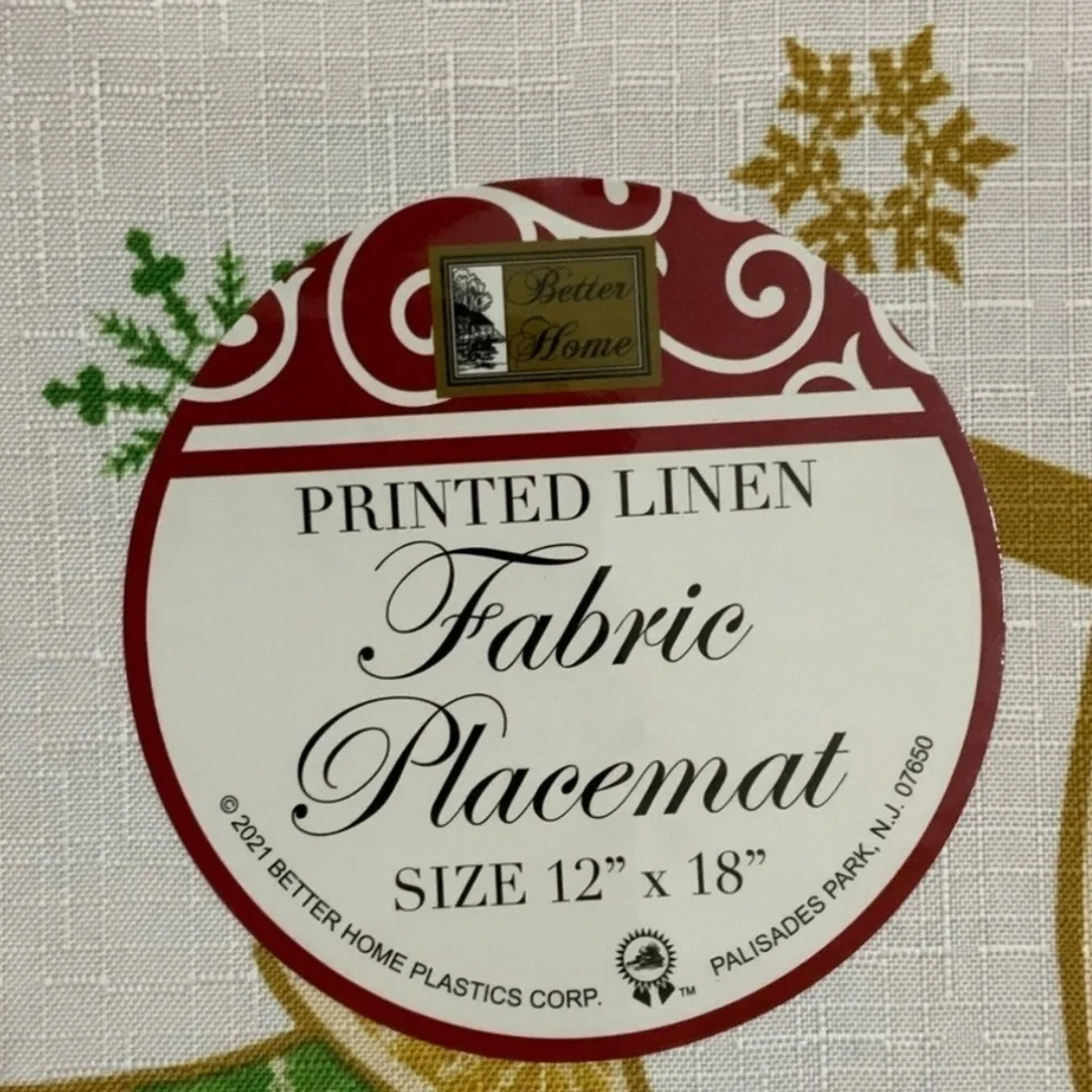 Printed Linen Fabric Placemats Christmas Holiday Reversible 12 in X 18 in White